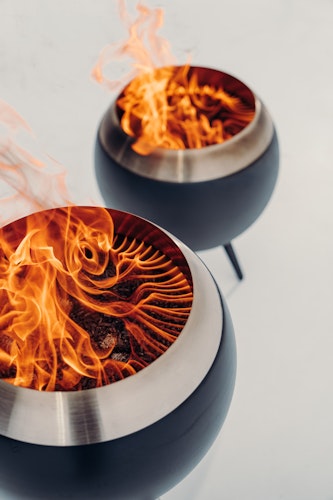 höfats MOON 45 Feuerschale mit hohem Fuß