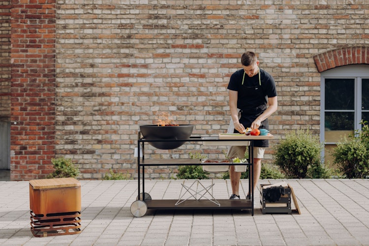 höfats FIRE KITCHEN mit BOWL 57 Plancha-Grillset tief