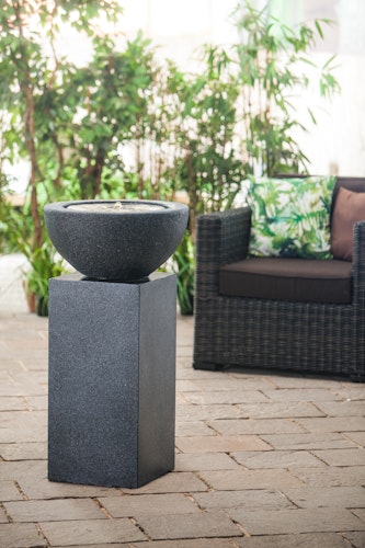 Heissner Gartenbrunnen-Sockel "Tower", black color, 39x39x68cm (016612-03) Bild