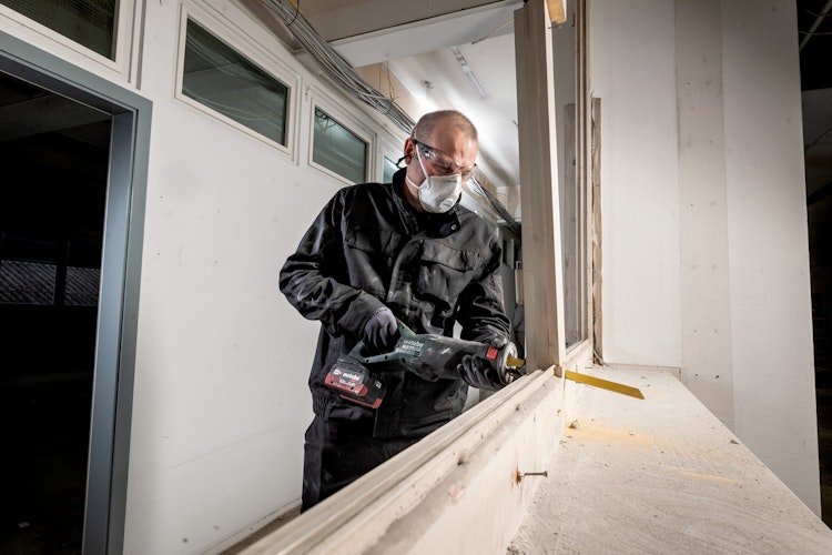 Metabo Akku-Säbelsäge SSE 18 LTX BL