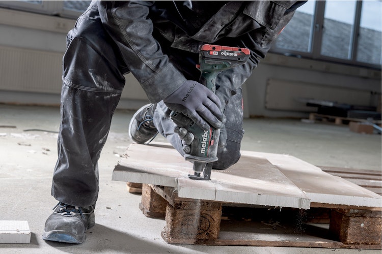 Metabo Akku-Säbelsäge SSE 18 LTX BL Compact