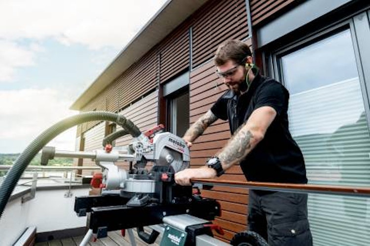 Metabo AKKU-KAPPSÄGE KGS 18 LTX BL 216 (614216920)