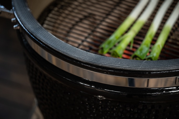 Yakiniku Kamado Keramikgrill XLARGE Set inkl. Gestell + Rollen + Seitentische