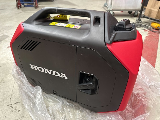 B-Ware Honda Stromerzeuger EU 32i