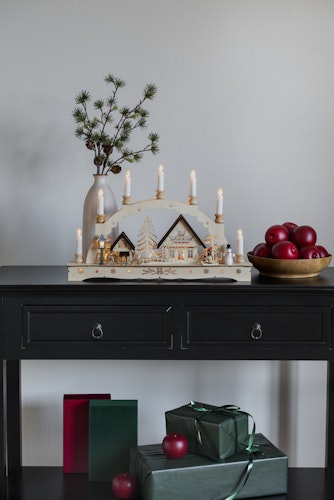 Konstsmide Weihnachtsbeleuchtung  Holzsilhouette sieben Kerzen