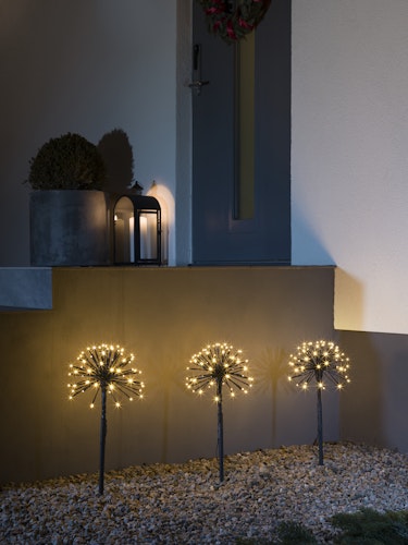 Konstsmide Weihnachtsbeleuchtung  LED Spiessleuchte mit 3 Pusteblumen