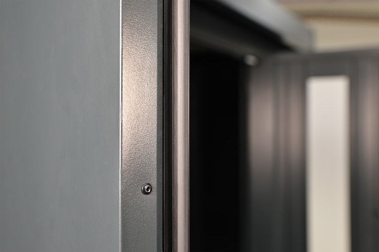 Wolff Finnhaus Premium Metall Gartenhaus Elvar 6030 Anthrazit inkl. 300 cm Anbaudach