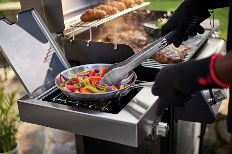 Weber Gasgrill SPIRIT SP-335 Premium GBS - Stainless Steel Bild