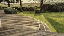Besondere Design-Terrassen aus Holz