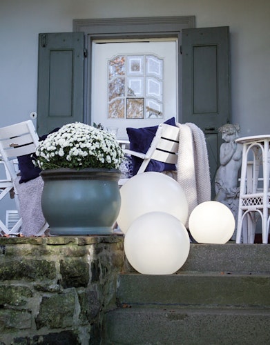 8 seasons design LED-Kugelleuchte Shining Globe (WW), verschiedene Größen und Farben
