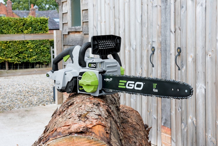 EGO Power Akku-Kettensäge CS1800E