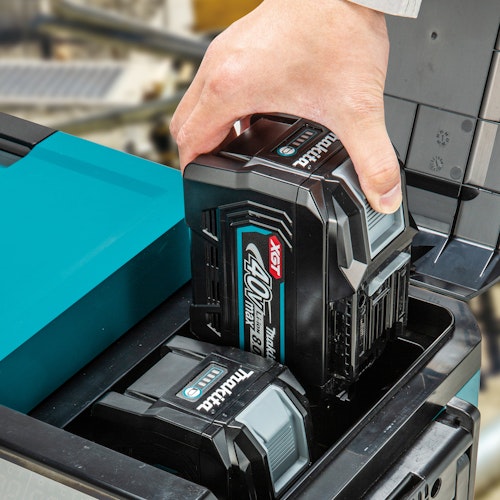 Makita Akku-Kompressor-Kühl- und Wärmebox CW004GZ