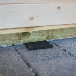 Feuchtigkeitssperre / Gummigranulat Unterleg-Pads für Gartenhäuser 24 Stück