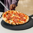 Vorschaubild GOZNEY Pizza Servierteller 18" (45,7 cm) Faserplatte