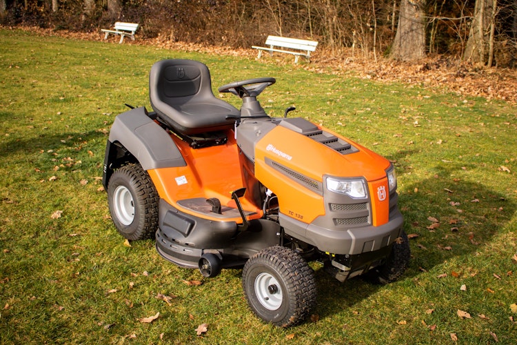 Husqvarna Rasentraktor TC 138