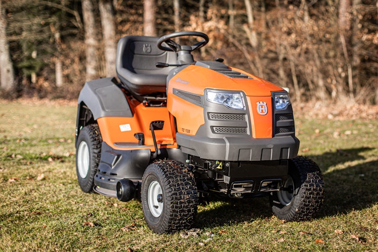 Husqvarna Rasentraktor TC 138