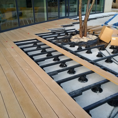 Weltholz Millboard® PlasPro Unterkonstruktion Schwarz 50 x 125 x 3000 mm