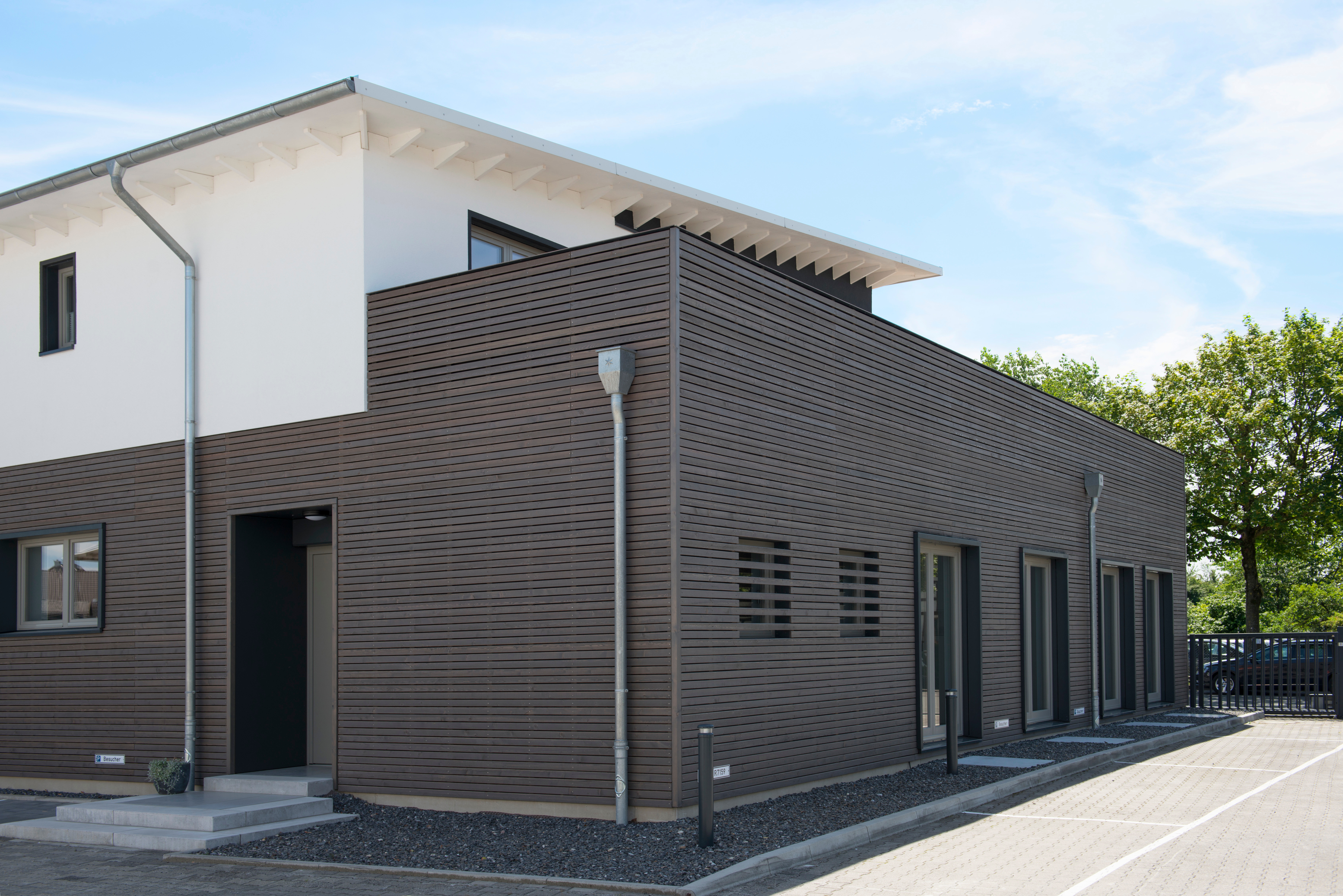 Vorschaubild Galerie OSMO Rautenleiste sib. Lärche gehobelt Profil 27 x 68 mm - sichtbar verschraubt