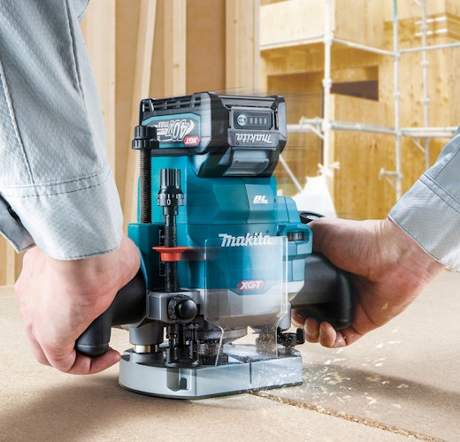 Makita Akku-Oberfräse RP001GZ Bild