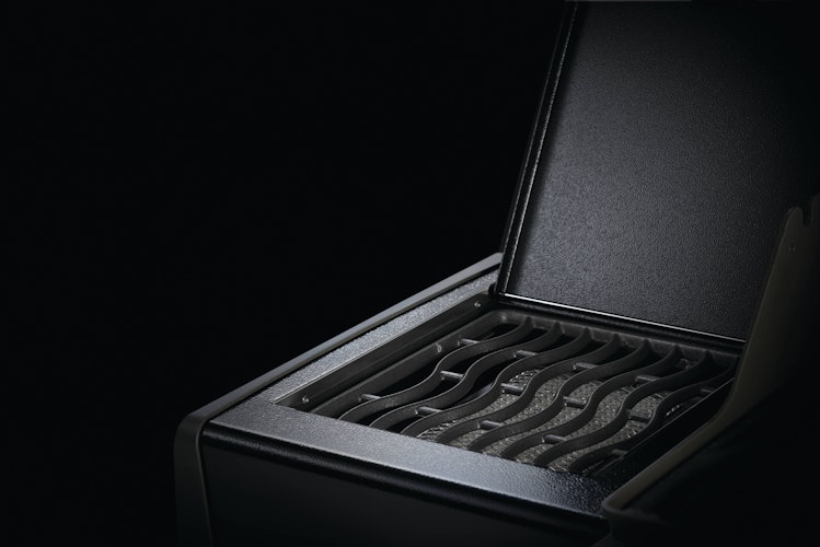 NAPOLEON Gasgrill ROGUE XT 425, Schwarz