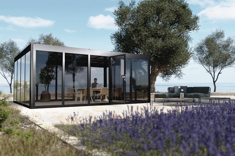 SunElements Design Gewächshaus/Sommergarten SunGarden Power mit 400 Wp Photovoltaikdach-Modulen