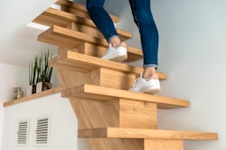 OSMO Profi Treppen-Leimholz Asteiche mit durchgehenden Lamellen