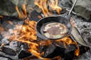 Vorschaubild Petromax Lagerfeuerpfanne aus Gusseisen Bild