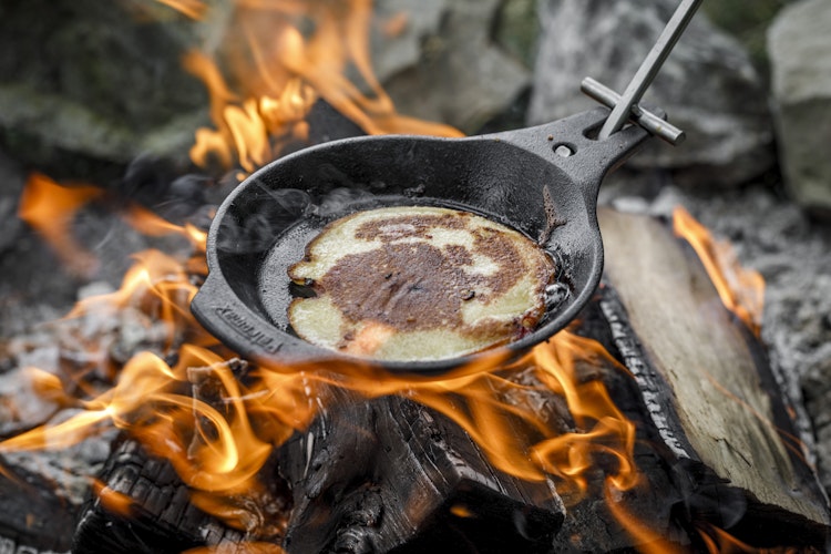 Petromax Lagerfeuerpfanne aus Gusseisen Bild