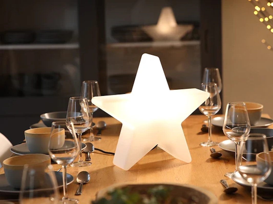 8 seasons design LED-Dekoleuchte Shining Star, verschiedene Größen und Farben 
