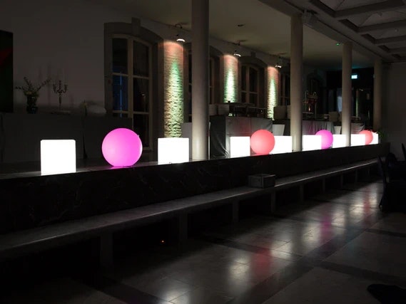 8 seasons design LED-Kugelleuchte Shining Globe (RGB), verschiedene Größen 