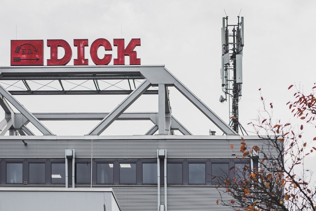Das Friedr. Dick Firmengebäude in Deizisau bei Esslingen