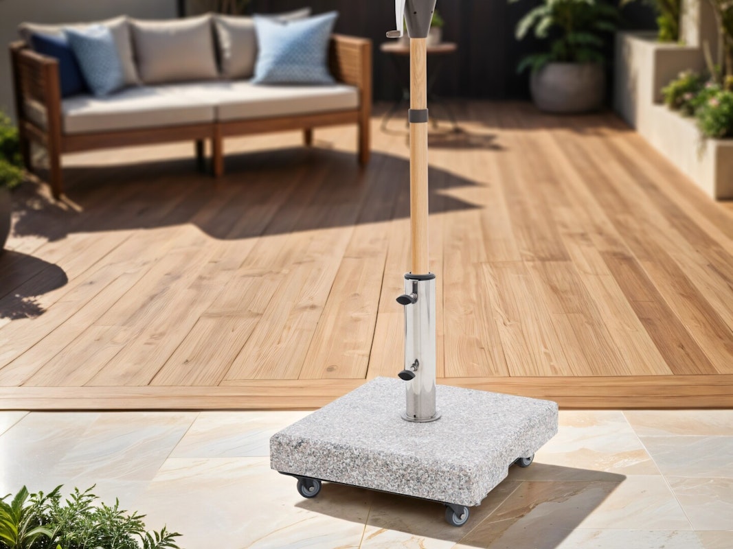 Rollbarer Schirmständer von doppler Rollbarer Schirmständer von doppler