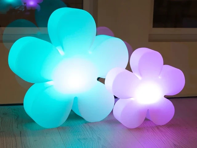 8 seasons design LED-Dekoleuchte Shining Flower (RGB), verschiedene Größen