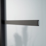 Flexo aufklebbarer Alusteg für Lofttüren schwarz 1000 x 20 x 3 mm paarweise, inkl. KlebebandZubehörbild