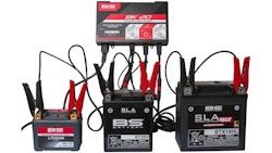 BS-Battery Batterieladegerät 6 V / 12 V, Batterieladegerät "BK20" Maximale Ladestromstärke 3x 2, 0 A