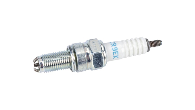 NGK Zündkerze CR9EK, Zündkerze Gruppe C, Gewindedurchmesser 10 mm, Schlüsselweite 16
