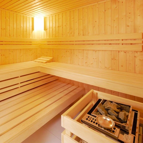 Infraworld Sauna Panorama Complete 160 Fichte - 75 mm Multifunktionssauna inkl. 5-teiligem gratis Zubehörset