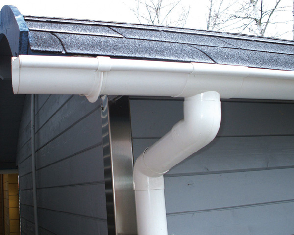 Kunststoff Dachrinnenset für Weka Weekendhaus 137 mit Vordach (200 cm) und 137 mit Terrasse