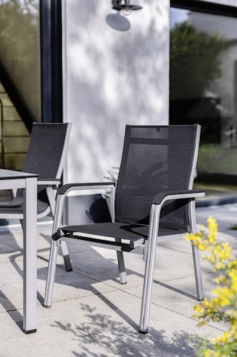 Kettler Stapelsessel BASIC+ PREMIUM, Aluminium Anthrazit / Outdoorgewebe Lakritz