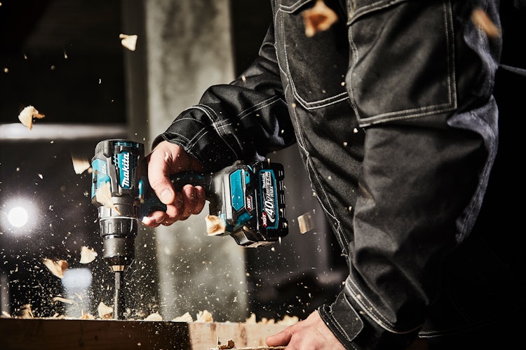 Makita Akku-Bohrschrauber DF001GD201