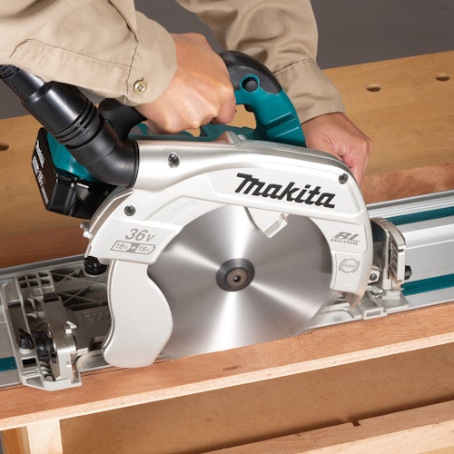 Makita Akku-Handkreissäge DHS900Z