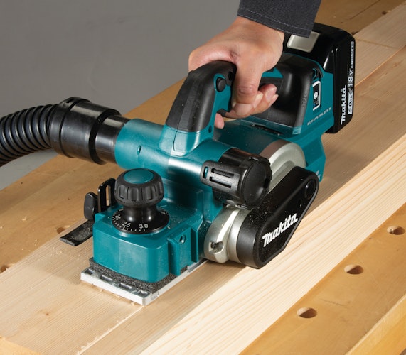 Makita Akku-Falzhobel DKP181ZU