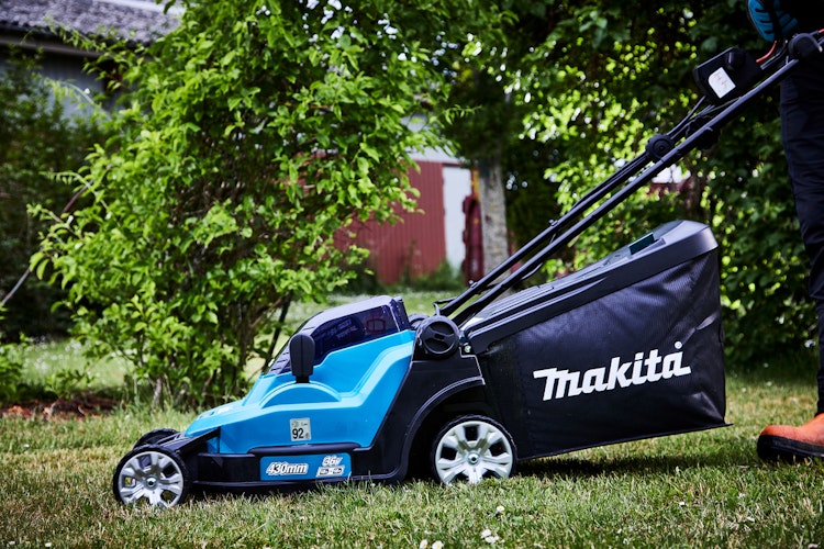 Makita Akku-Rasenmäher DLM432Z