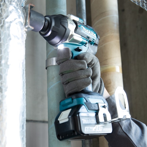 Makita Akku-Schlagschrauber DTW701RTJ