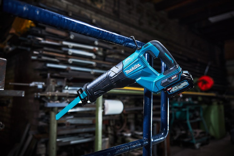 Makita Akku-Reciprosäge JR001GZ