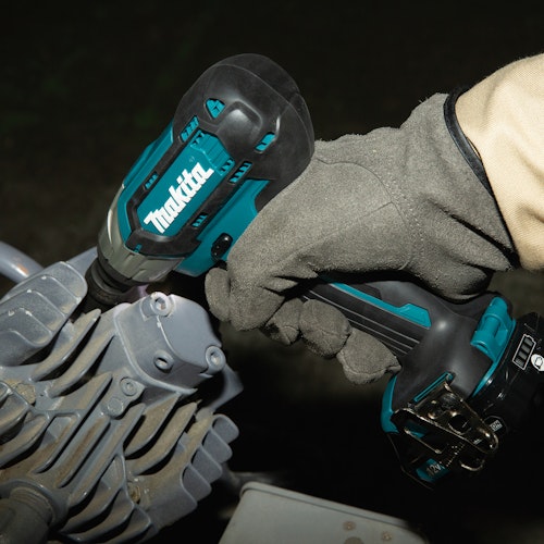 Makita Akku-Schlagschrauber TW141DSMJ