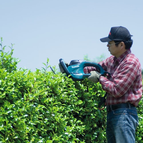 Makita Elektro-Heckenschere UH6580