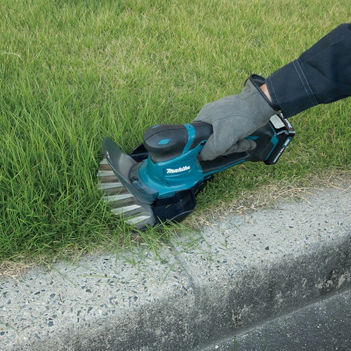Makita Akku-Gras-/Strauchschere UM600DZX