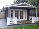 Von einem Kunden aufgenommenes Foto von Weka 45 mm Weekendhaus 137 B mit Terrasse +Vordach Von einem Kunden aufgenommenes Foto von Weka 45 mm Weekendhaus 137 B mit Terrasse +Vordach