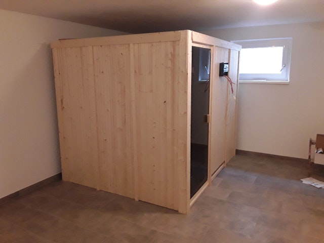 Von einem Kunden aufgenommenes Foto von Karibu Woodfeeling Sauna Nybro - 68 mm Aktionssauna inkl. 9-teiligem gratis Zubehörpaket